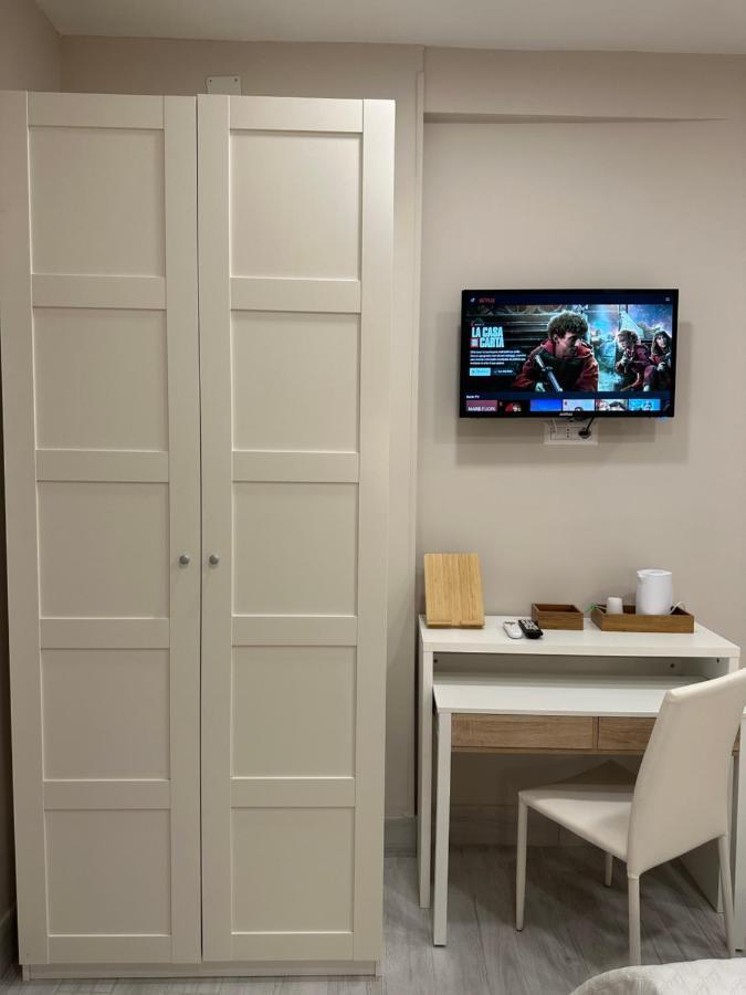 Residenza Esposito Economy Rooms Naples Exterior photo