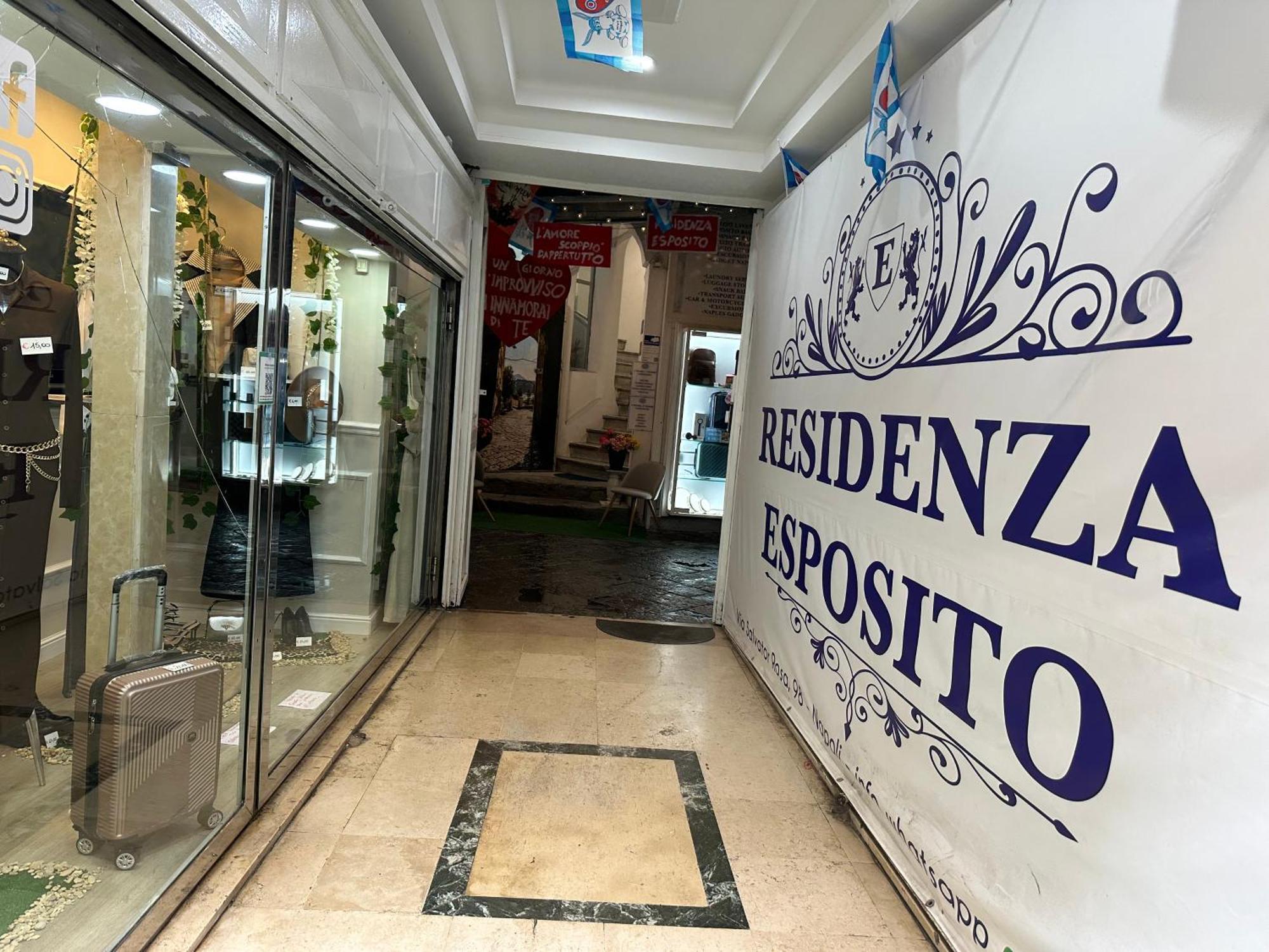 Residenza Esposito Economy Rooms Naples Exterior photo