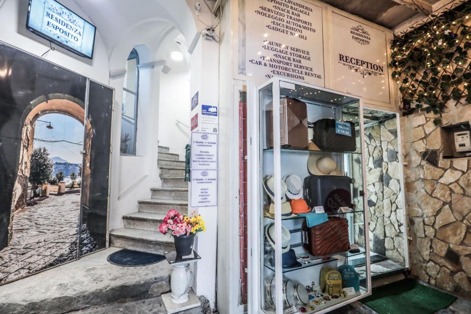 Residenza Esposito Economy Rooms Naples Exterior photo